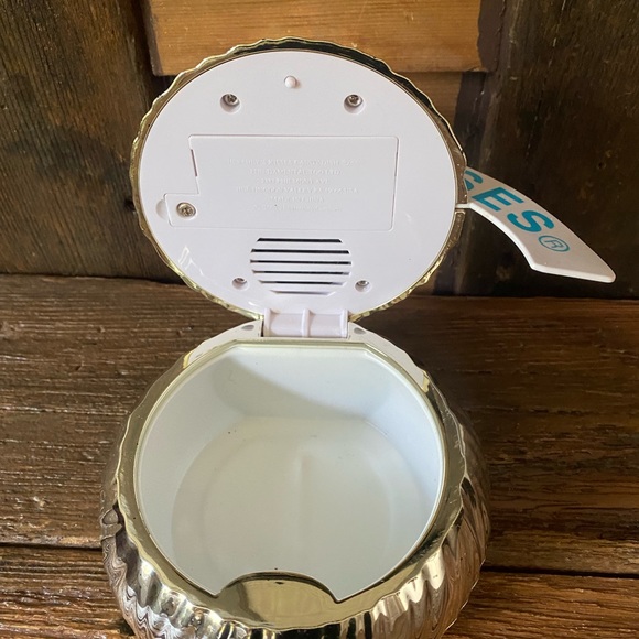 Hershey’s Kisses Candy Dish - Picture 2 of 3